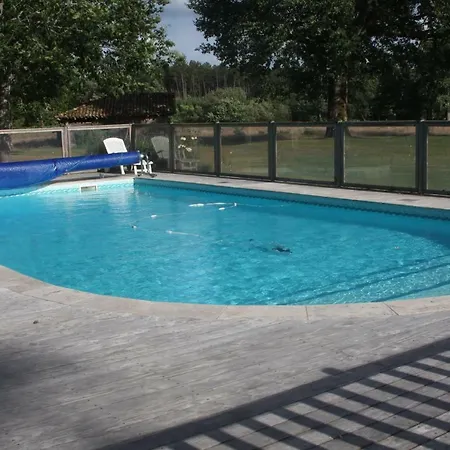 La Grange De Bastard 別荘