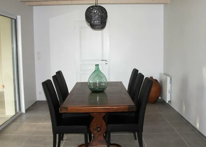 Tatil Evi La Grange De Bastard